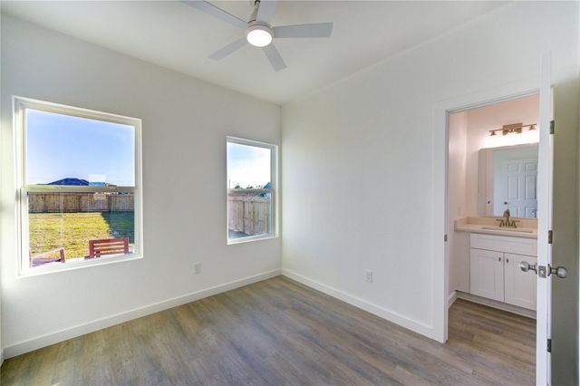 500 Road 5822, Cleveland, TX 77327