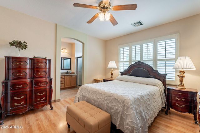 3826 E ROLLING GREEN Way, Chandler, AZ 85249