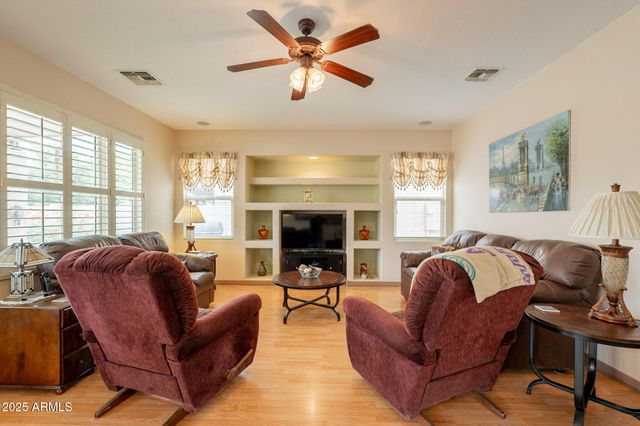 3826 E ROLLING GREEN Way, Chandler, AZ 85249