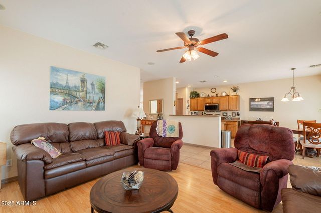 3826 E ROLLING GREEN Way, Chandler, AZ 85249