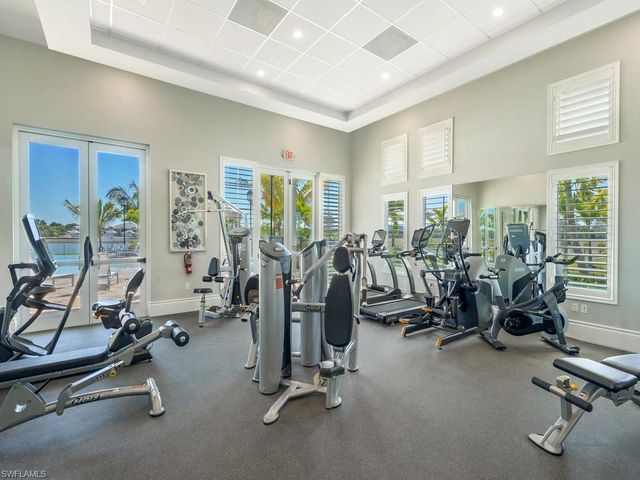 273 Indies DR E # 202, Naples, FL 34114