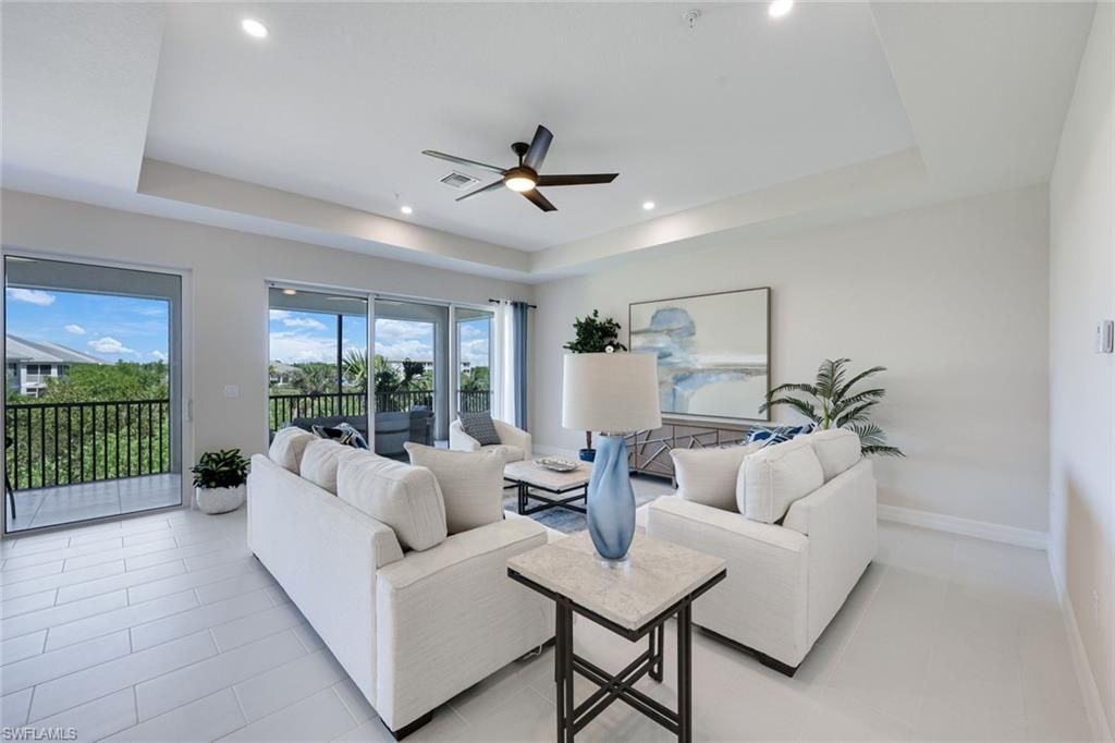273 Indies DR E 202, NAPLES, FL 34114 — photo 3