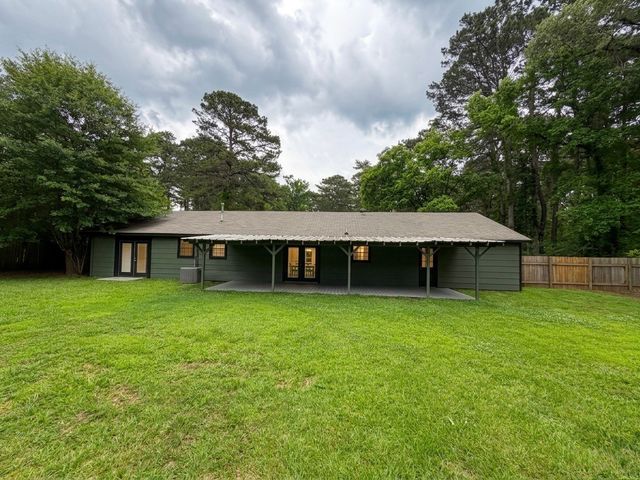 8942 Dakota Huse Lane, Greenwood, LA 71033