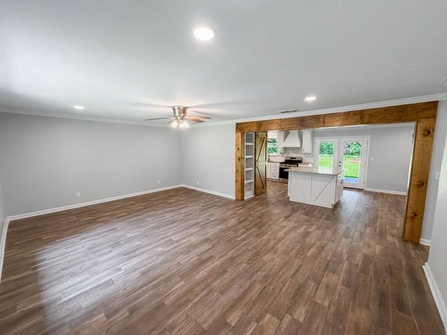 8942 Dakota Huse Lane, Greenwood, LA 71033