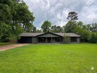 8942 Dakota Huse Lane, Greenwood, LA 71033