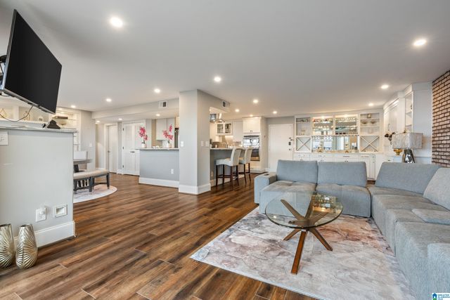 1120 Beacon Pkwy E Apt 509, Birmingham, AL 35209