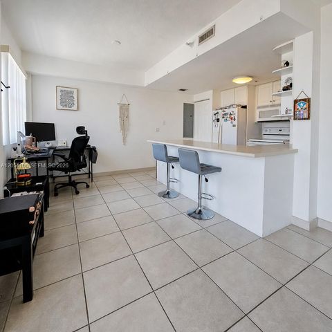 1627 SW 37th Avenue 802, Miami, FL 33145