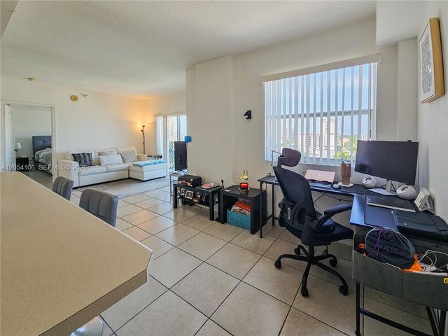 1627 SW 37th Avenue 802, Miami, FL 33145
