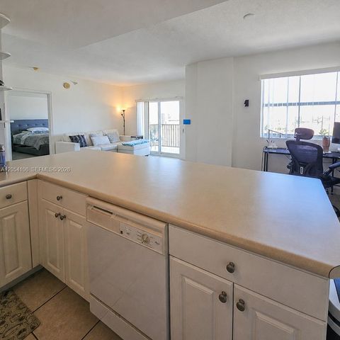 1627 SW 37th Avenue 802, Miami, FL 33145
