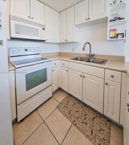 1627 SW 37th Avenue 802, Miami, FL 33145