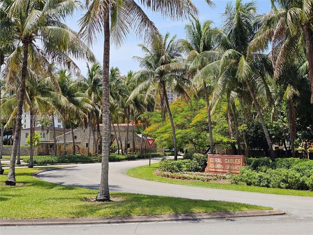 1627 SW 37th Avenue 802, Miami, FL 33145