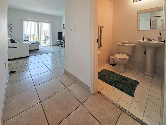 1627 SW 37th Avenue 802, Miami, FL 33145