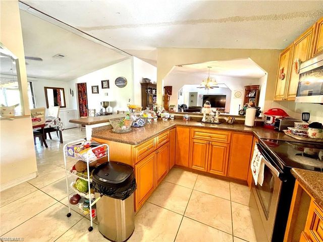 270 G RD, Labelle, FL 33935