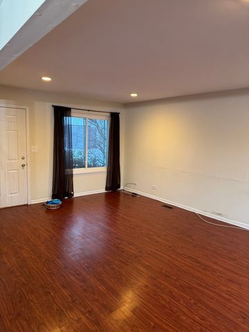 448 Ferndale Court, Buffalo Grove, IL 60089