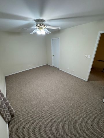 448 Ferndale Court, Buffalo Grove, IL 60089