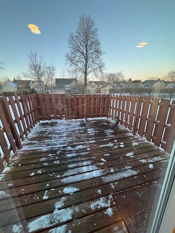 448 Ferndale Court, Buffalo Grove, IL 60089