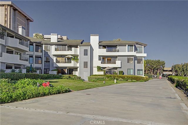 280 Cagney Lane 207, Newport Beach, CA 92663