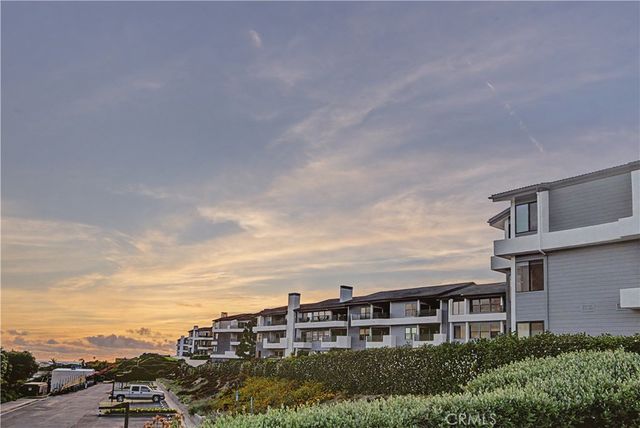 280 Cagney Lane 207, Newport Beach, CA 92663