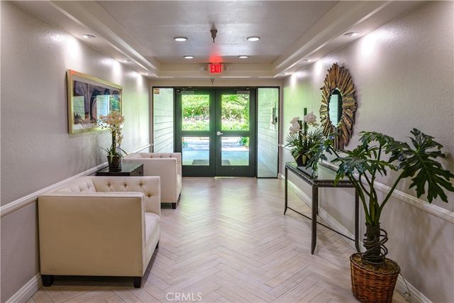 280 Cagney Lane 207, Newport Beach, CA 92663