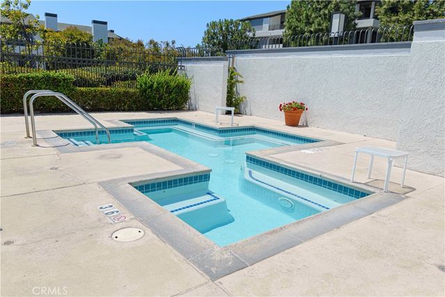 280 Cagney Lane 207, Newport Beach, CA 92663
