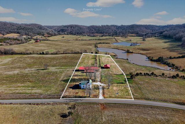 4761 Gum Springs Mountain Rd, Sparta, TN 38583