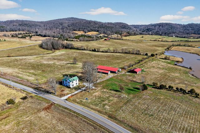 4761 Gum Springs Mountain Rd, Sparta, TN 38583