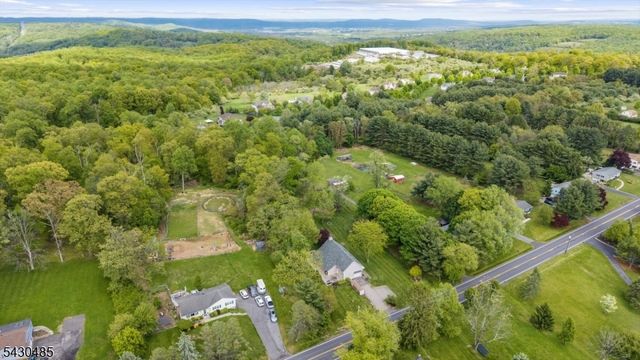 307 County Road 579, Bethlehem Twp., NJ 08802