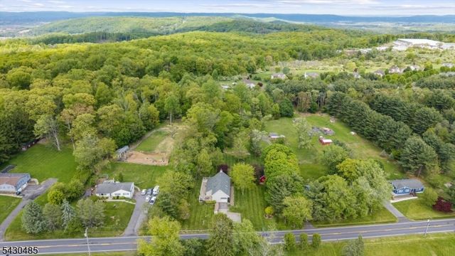 307 County Road 579, Bethlehem Twp., NJ 08802