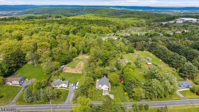 307 County Road 579, Bethlehem Twp., NJ 08802