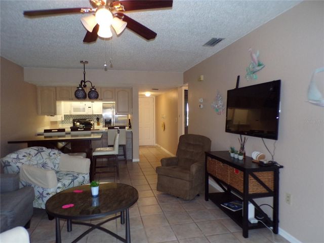 4016 OAKVIEW DRIVE J8, Punta Gorda, FL 33980