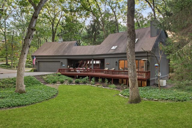 3523 Pottawattomie Trail, Michigan City, IN 46360