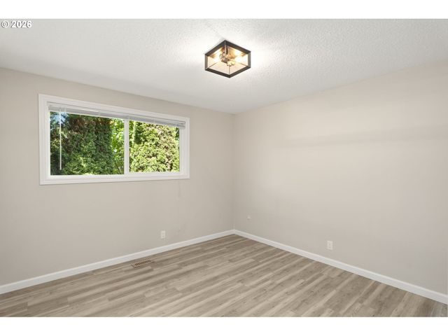 4130 Nw 192ND Ave, Portland, OR 97229