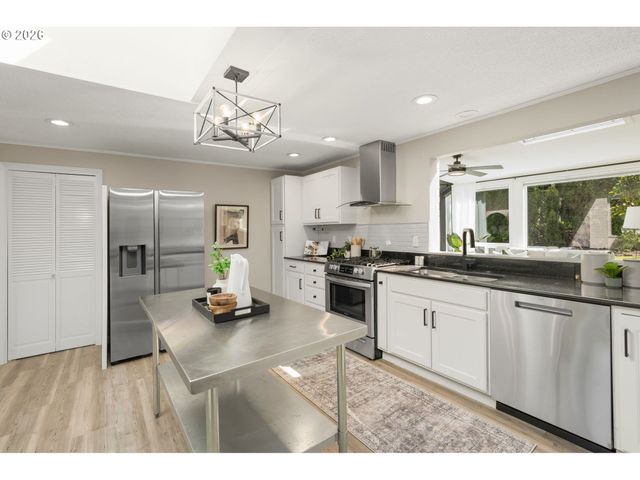 4130 Nw 192ND Ave, Portland, OR 97229