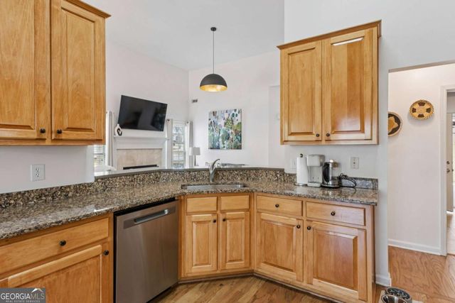 135 St Albans Way, Peachtree City, GA 30269