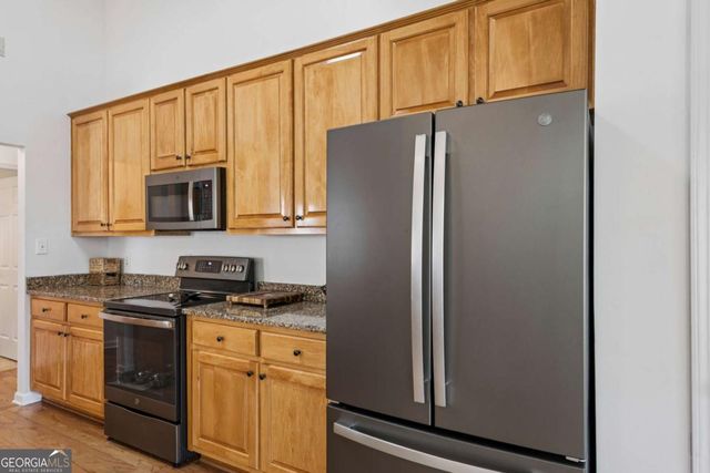 135 St Albans Way, Peachtree City, GA 30269