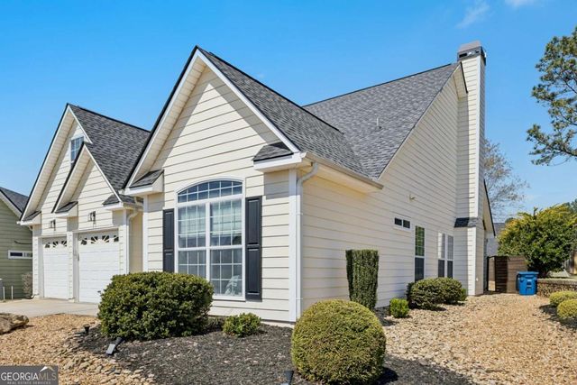 135 St Albans Way, Peachtree City, GA 30269