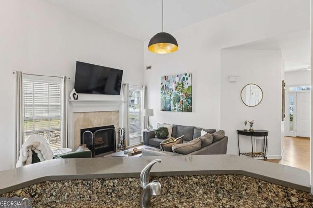 135 St Albans Way, Peachtree City, GA 30269