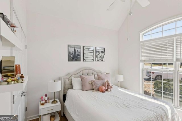 135 St Albans Way, Peachtree City, GA 30269