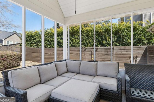 135 St Albans Way, Peachtree City, GA 30269