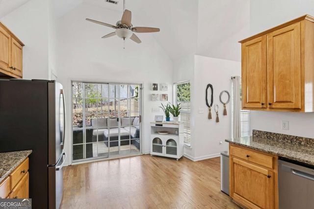 135 St Albans Way, Peachtree City, GA 30269