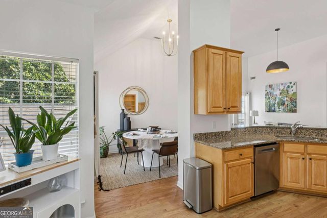 135 St Albans Way, Peachtree City, GA 30269