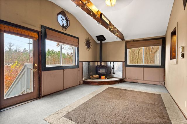 4 Viza Avenue, Derry, NH 03038