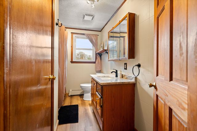 4 Viza Avenue, Derry, NH 03038