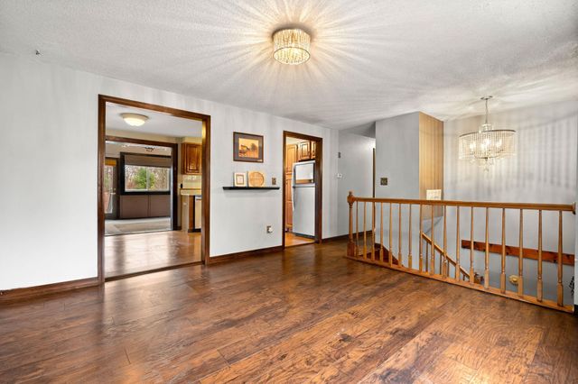 4 Viza Avenue, Derry, NH 03038