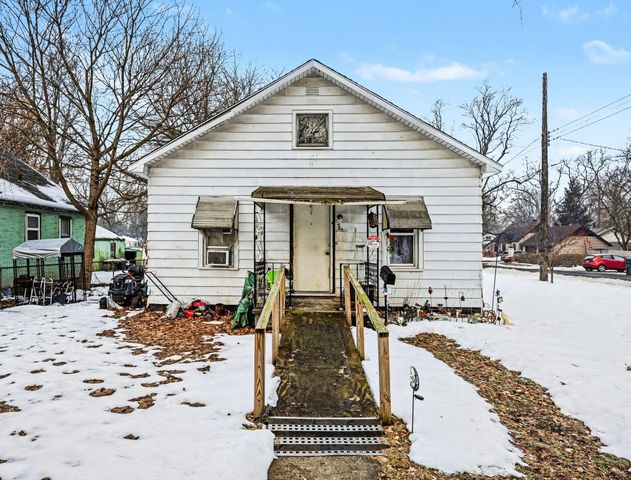 561 Arthur Avenue, Kalamazoo Twp, MI 49048