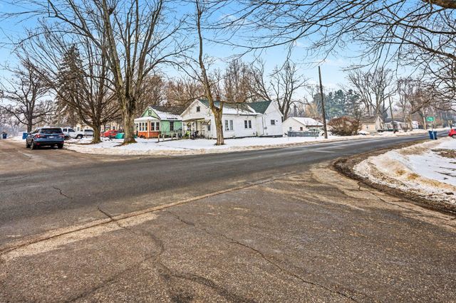 561 Arthur Avenue, Kalamazoo Twp, MI 49048