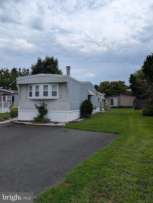 216 EISENHOWER AVE, WILLIAMSTOWN, NJ 08094 — photo 2