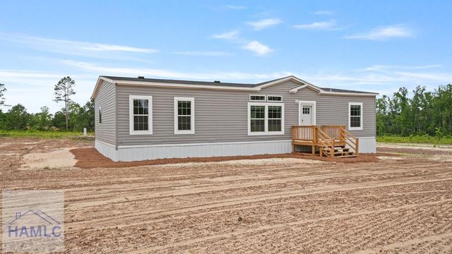 789 Hires Road, Jesup, GA 31545