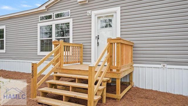 789 Hires Road, Jesup, GA 31545