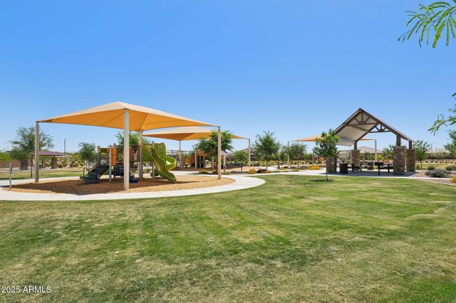 2833 E Mecklenburg Way, San Tan Valley, AZ 85143